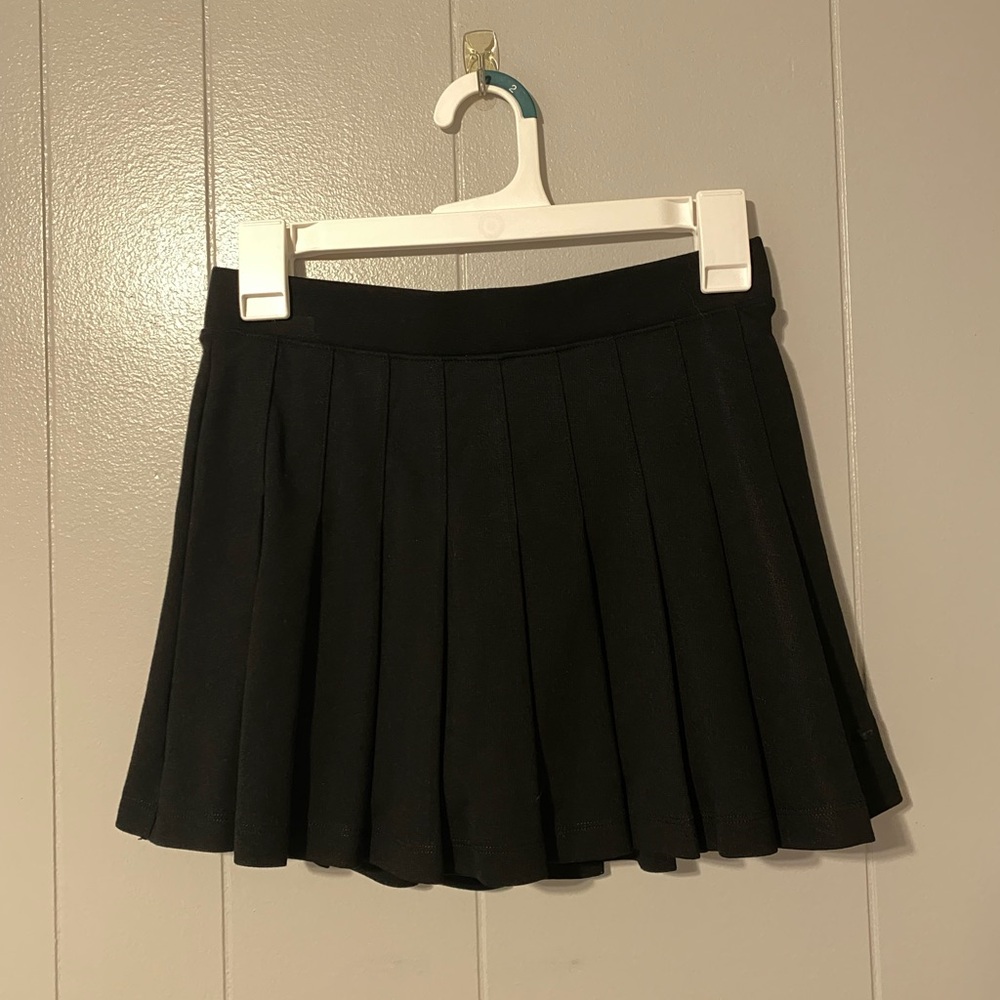 PINK black pleated tennis skort